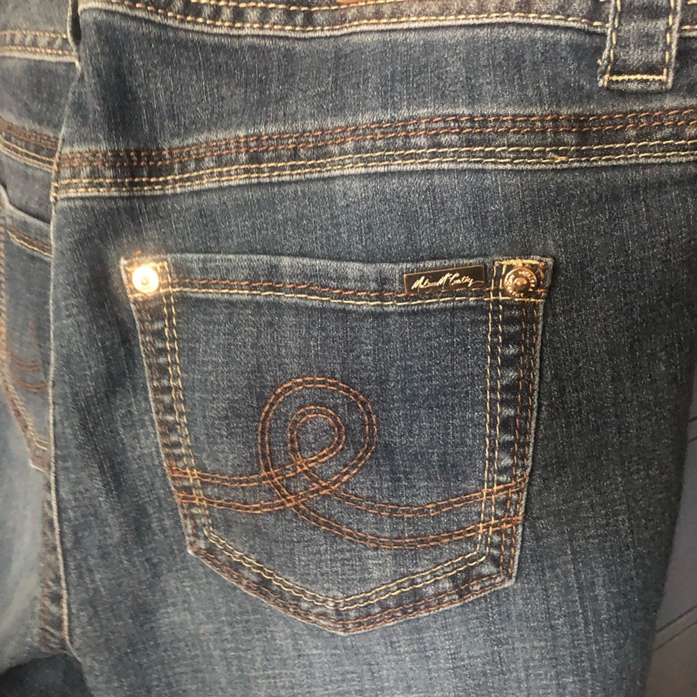 Jeans - Picture 2 of 6